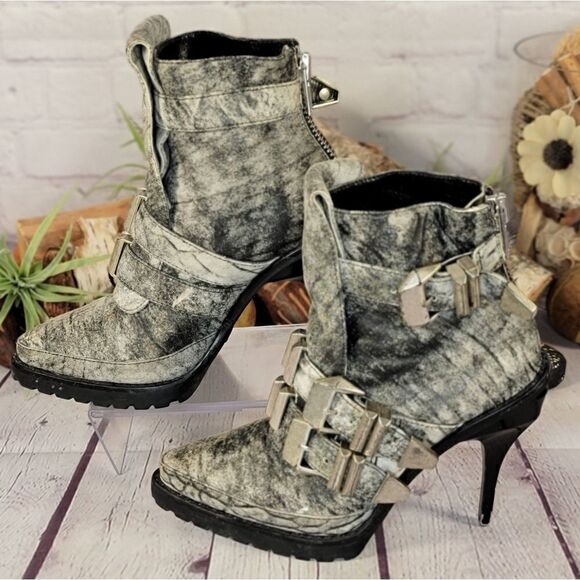 ALEXANDER WANG Hannes Leather Boots - Picture 4 of 11